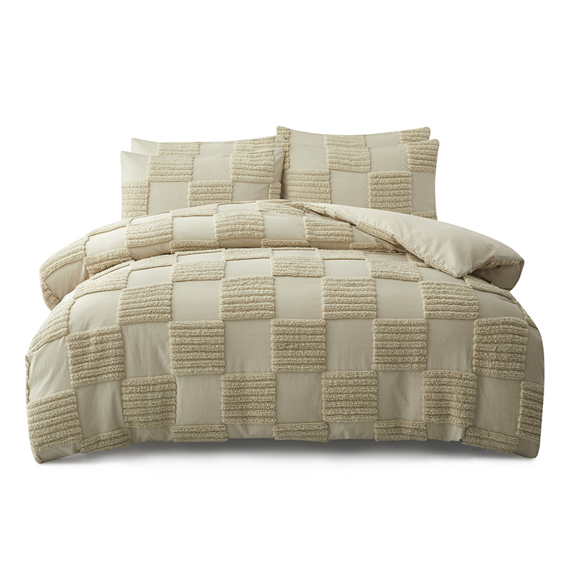 Geometric Style Tufted Comforter Set