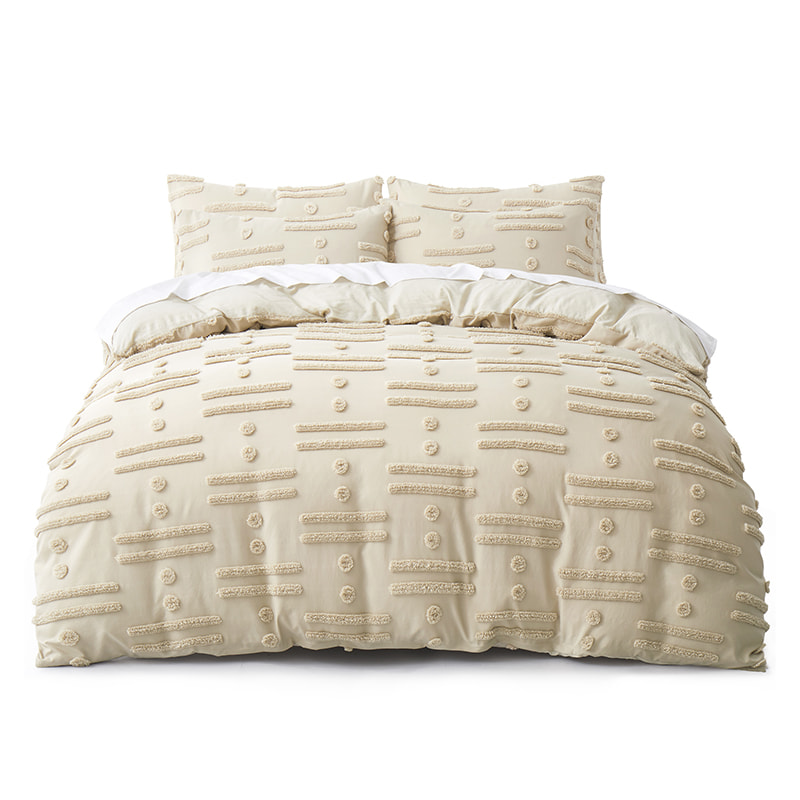 Geometric Style Tufted Comforter Set