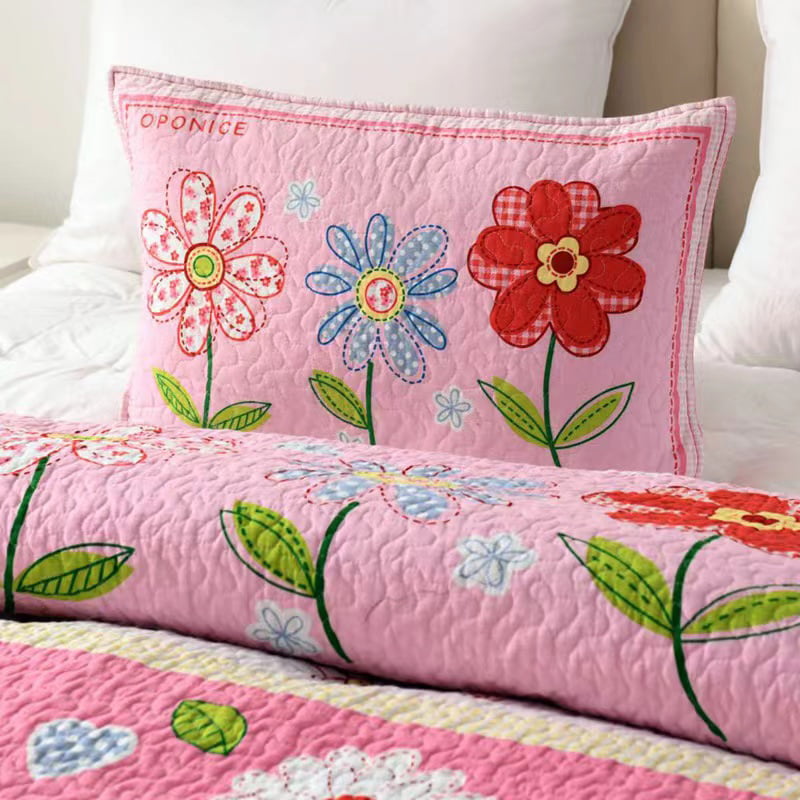 Youth Style Pure Cotton Quilt Three Piece Set with Fashionable Print Design