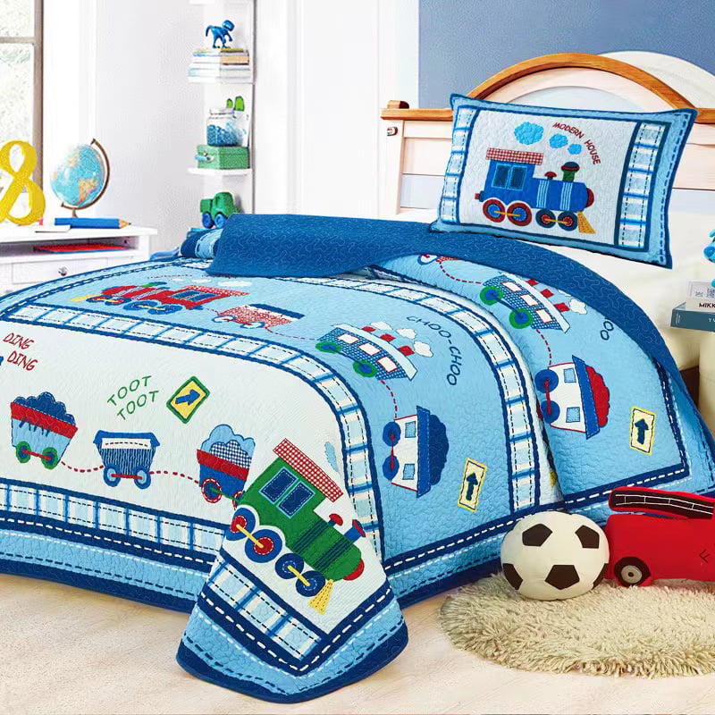 Youth Style Pure Cotton Quilt Three Piece Set with Fashionable Print Design