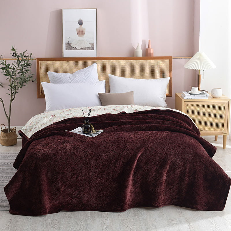 Front Velvet and Back Washed Brushed Fabric Quilt Set